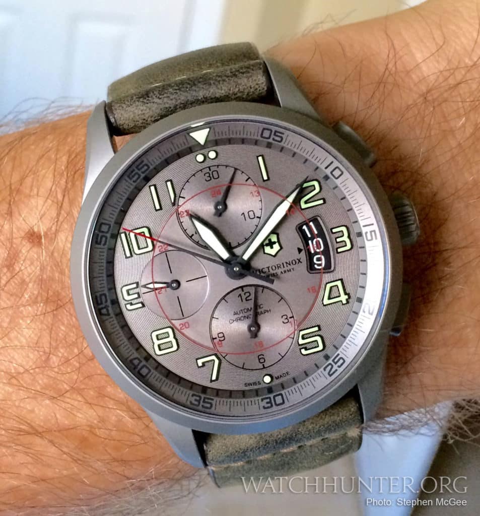 Watch Sleuth Mysterious Date Wheel Dots On The Victorinox Swiss Army