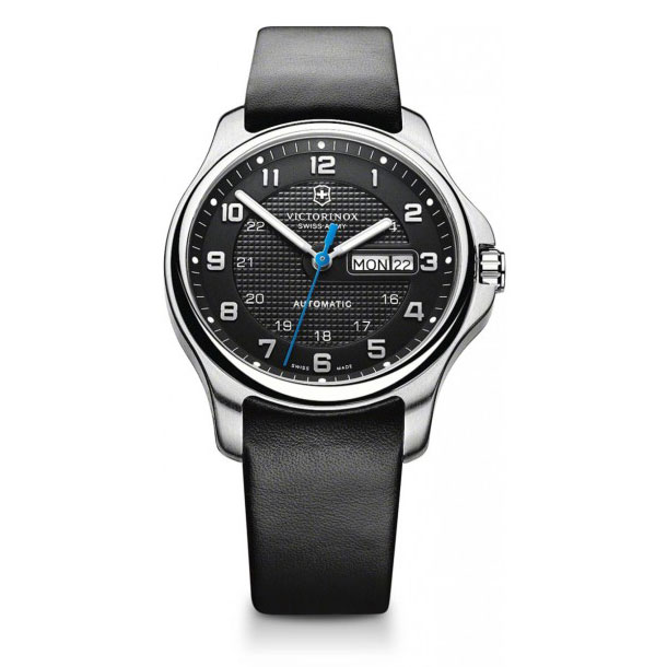 Victorinox officer's day outlet date automatic